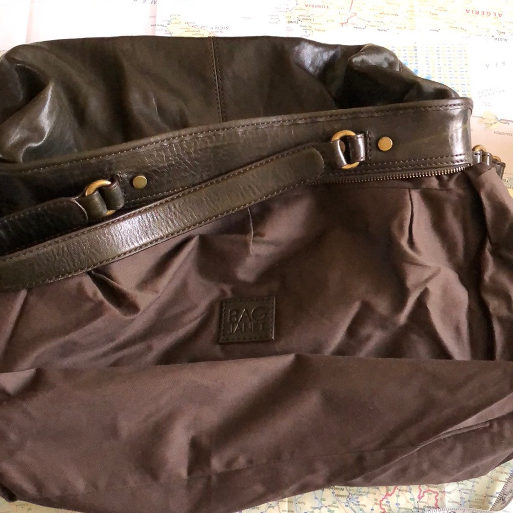 Authentic Vintage Dolce and Gabbana bag good condition large bag - Picture 6 of 10